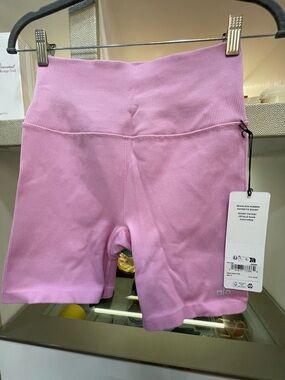 Brand New ALO Yoga Ribbed High-Waist Bike Shorts in Candy Heart Pink
